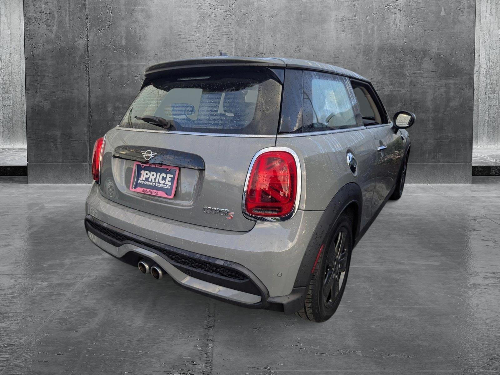 2022 MINI Hardtop 2 Door Vehicle Photo in MIAMI, FL 33134-2699