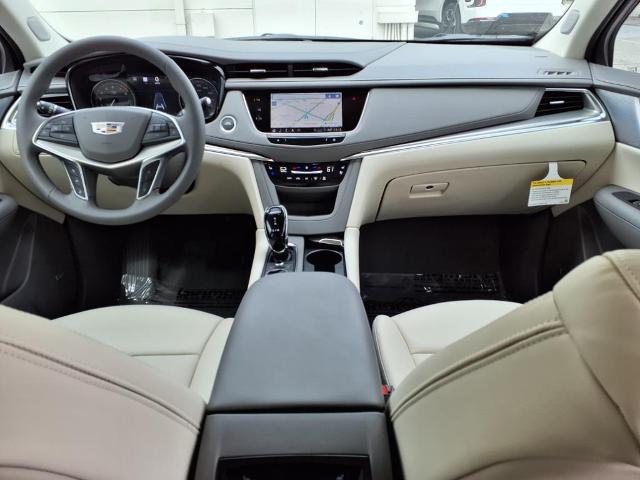 2025 Cadillac XT5 Vehicle Photo in TAMPA, FL 33612-3404