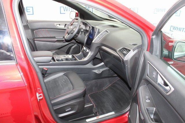 2024 Ford Edge Vehicle Photo in SAINT CLAIRSVILLE, OH 43950-8512