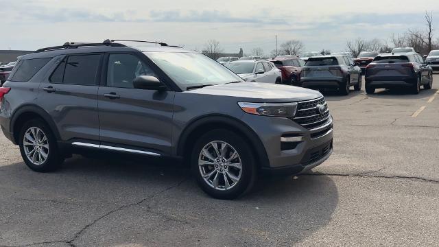 Used 2021 Ford Explorer XLT with VIN 1FMSK8DH2MGA29221 for sale in Sterling Heights, MI