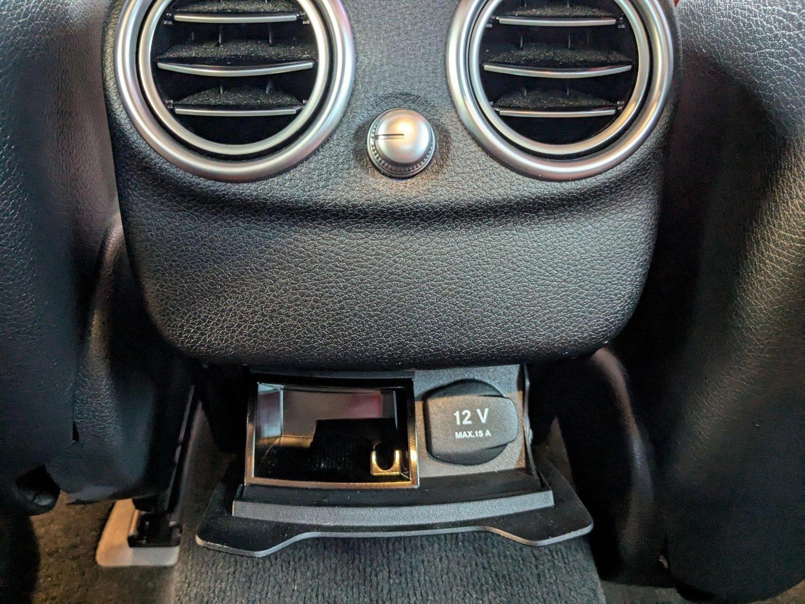 2019 Mercedes-Benz C-Class Vehicle Photo in Valencia, CA 91355