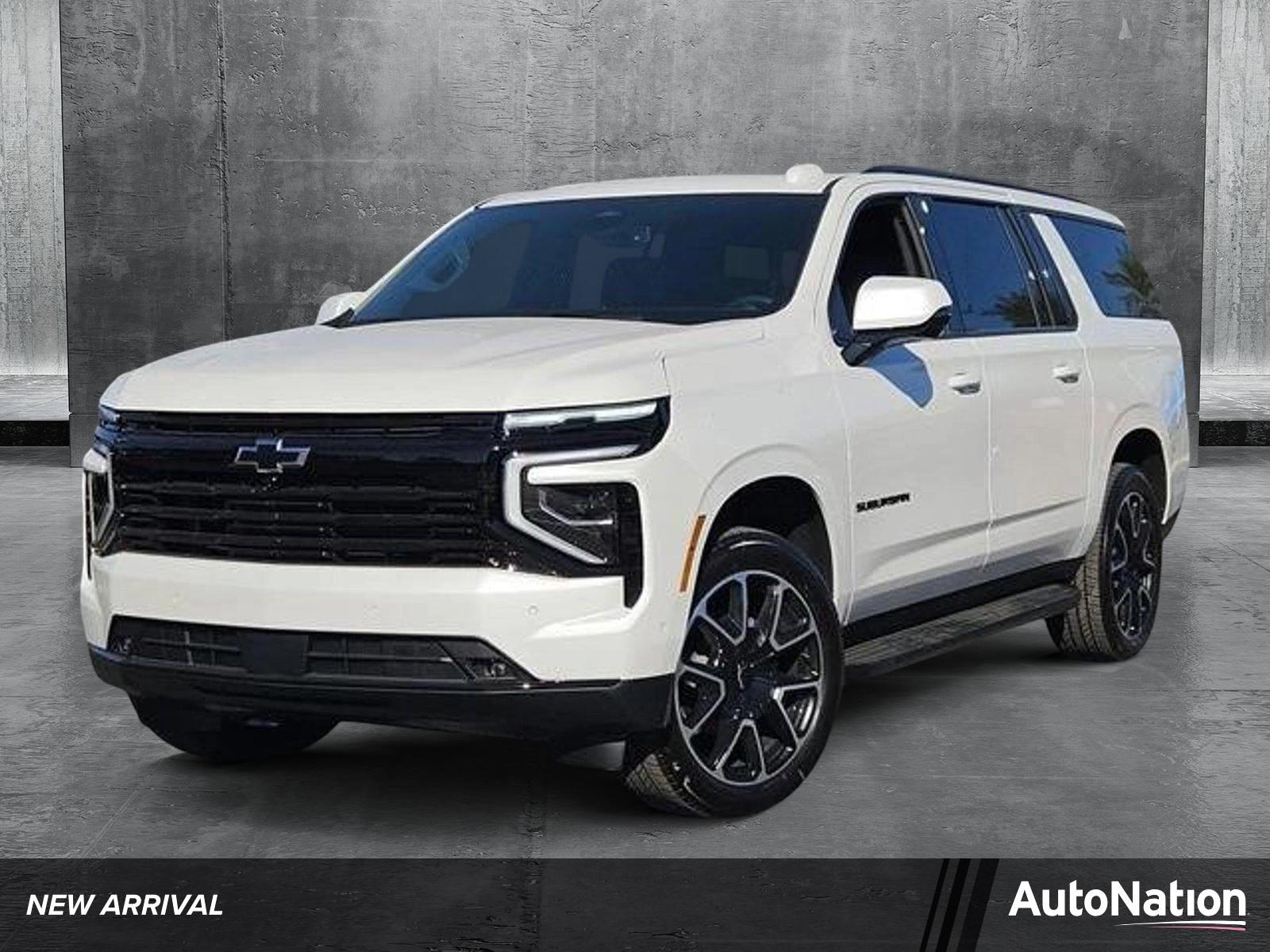 2025 Chevrolet Suburban Vehicle Photo in VALENCIA, CA 91355-1705