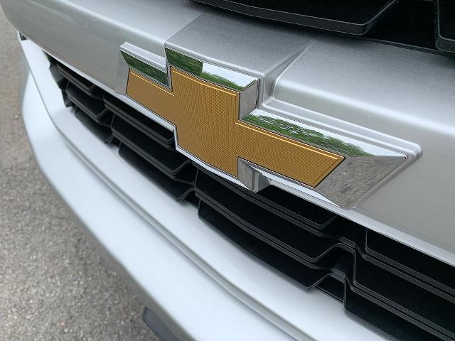 2017 Chevrolet Silverado 1500 Vehicle Photo in MOON TOWNSHIP, PA 15108-2571