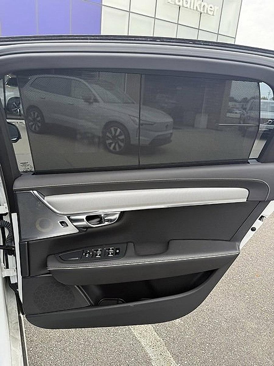 2020 Volvo S90 Vehicle Photo in Trevose, PA 19053