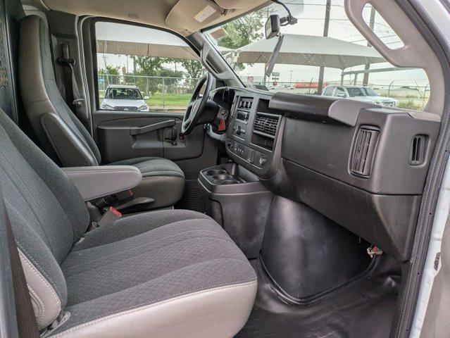 2023 Chevrolet Express Cargo 2500 Vehicle Photo in SELMA, TX 78154-1460