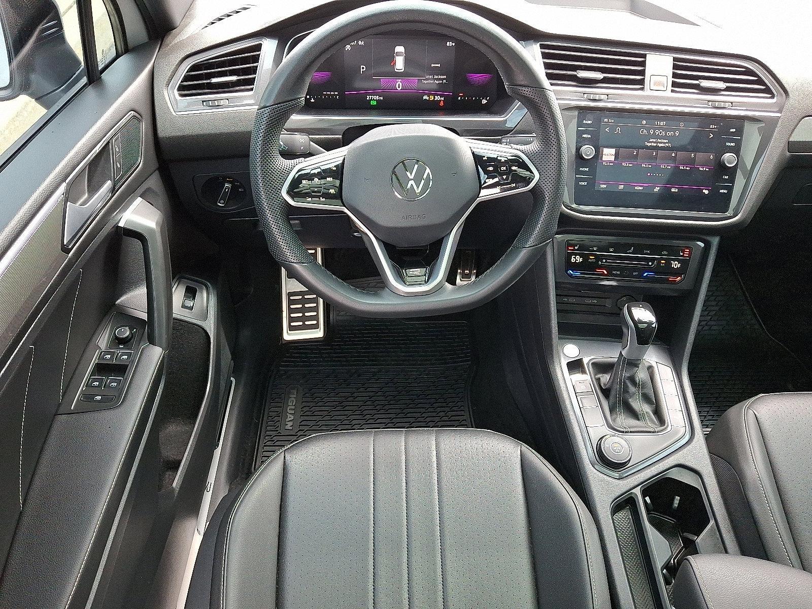 2024 Volkswagen Tiguan Vehicle Photo in BETHLEHEM, PA 18017-9401