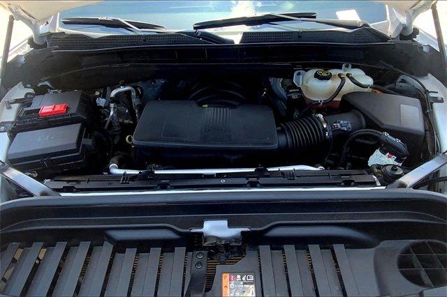 2022 GMC Sierra 1500 Vehicle Photo in TOPEKA, KS 66609-0000