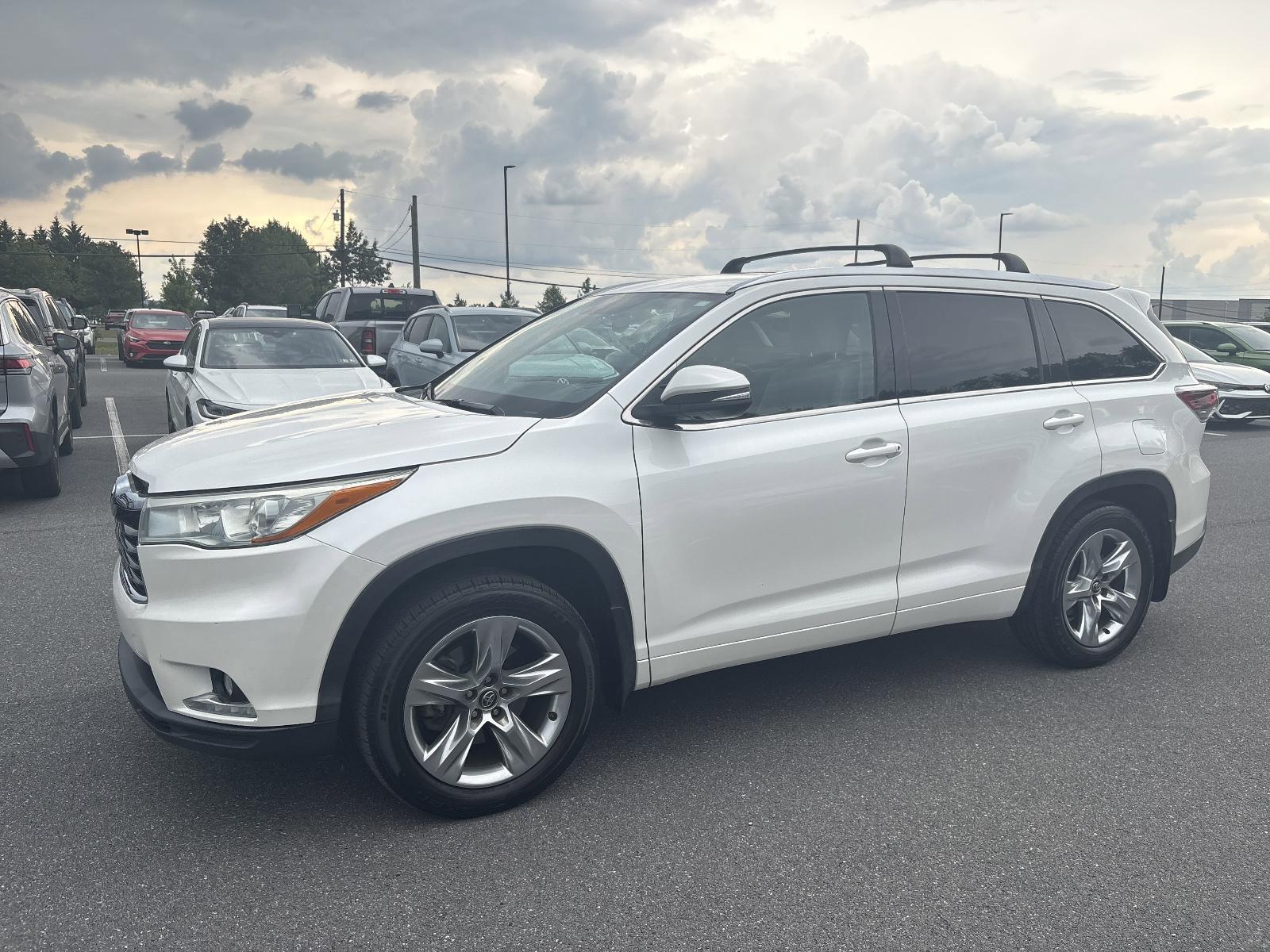 2016 Toyota Highlander Vehicle Photo in Mechanicsburg, PA 17050