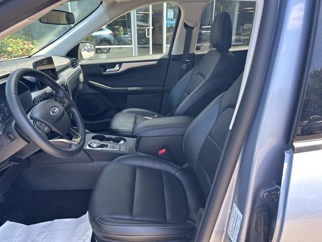 2022 Ford Escape Vehicle Photo in Webster, MA 01570-1415