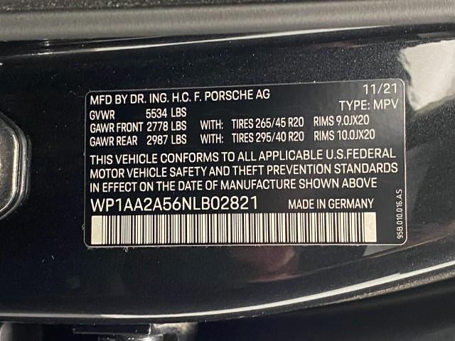 2022 Porsche Macan Vehicle Photo in Appleton, WI 54913