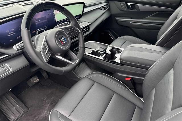 2025 Buick Enclave Vehicle Photo in ELK GROVE, CA 95757-8703