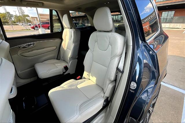 2025 Volvo XC90 Vehicle Photo in Houston, TX 77007