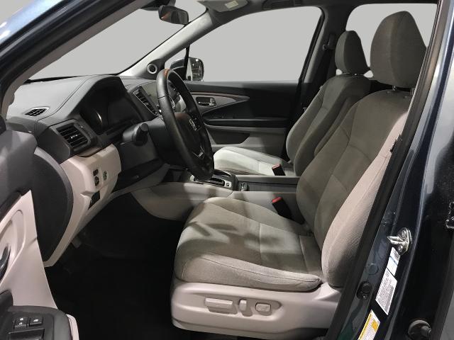 2020 Honda Pilot Vehicle Photo in Oshkosh, WI 54904