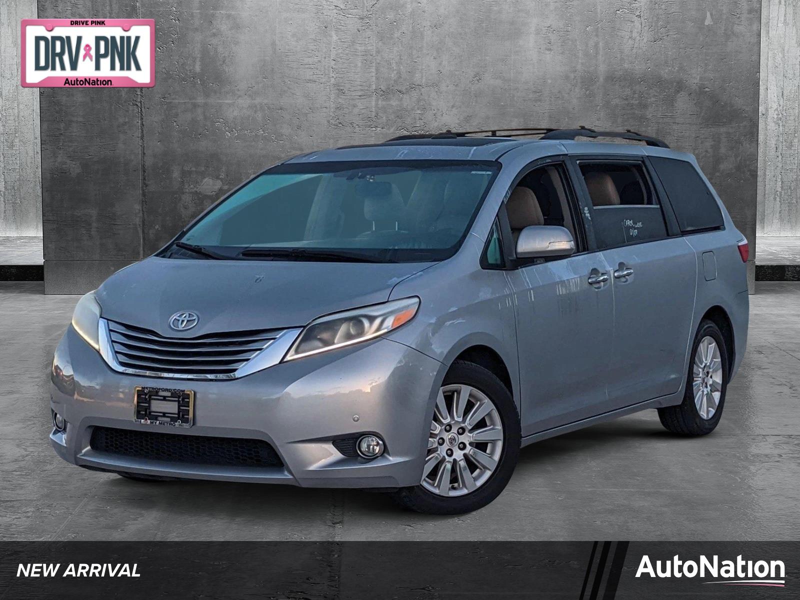 2015 Toyota Sienna Vehicle Photo in Davie, FL 33331