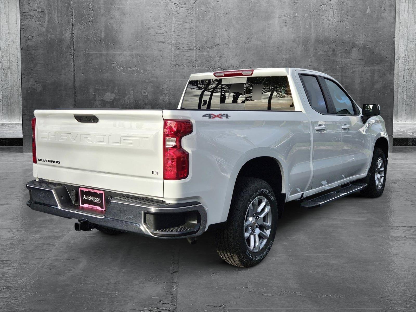 2025 Chevrolet Silverado 1500 Vehicle Photo in GREENACRES, FL 33463-3207