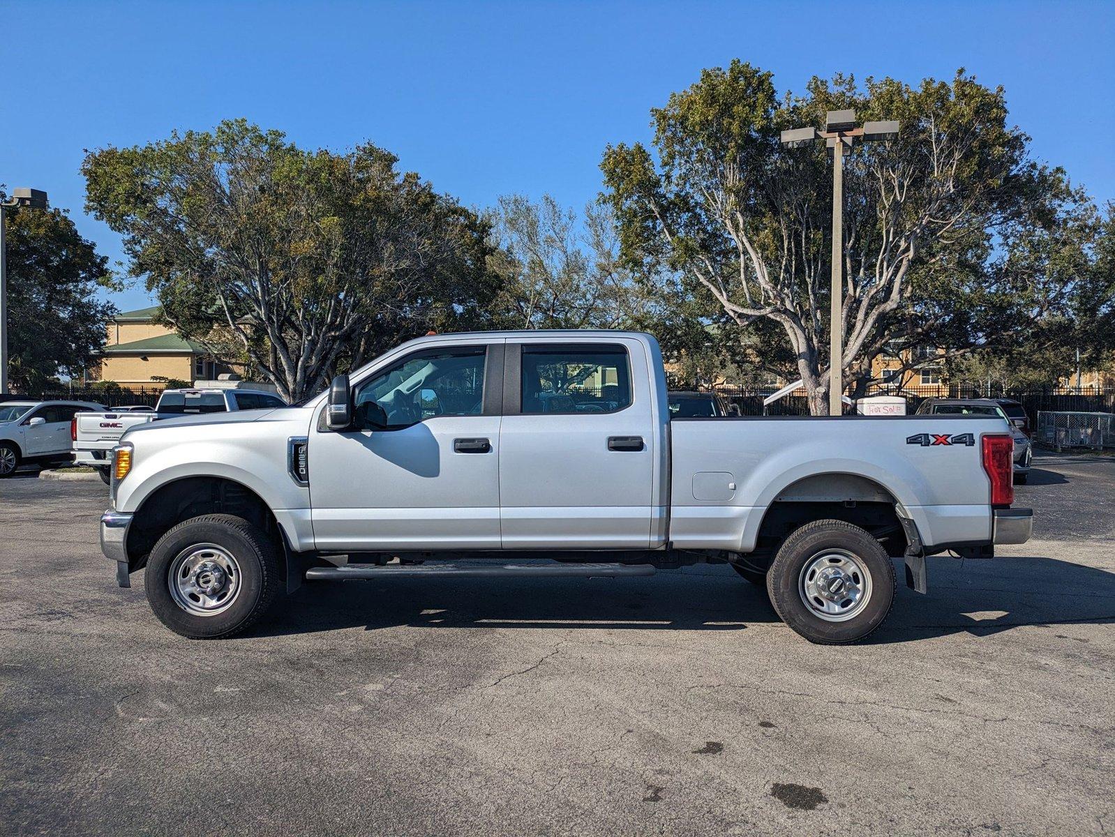 2017 Ford Super Duty F-250 SRW Vehicle Photo in WEST PALM BEACH, FL 33407-3296