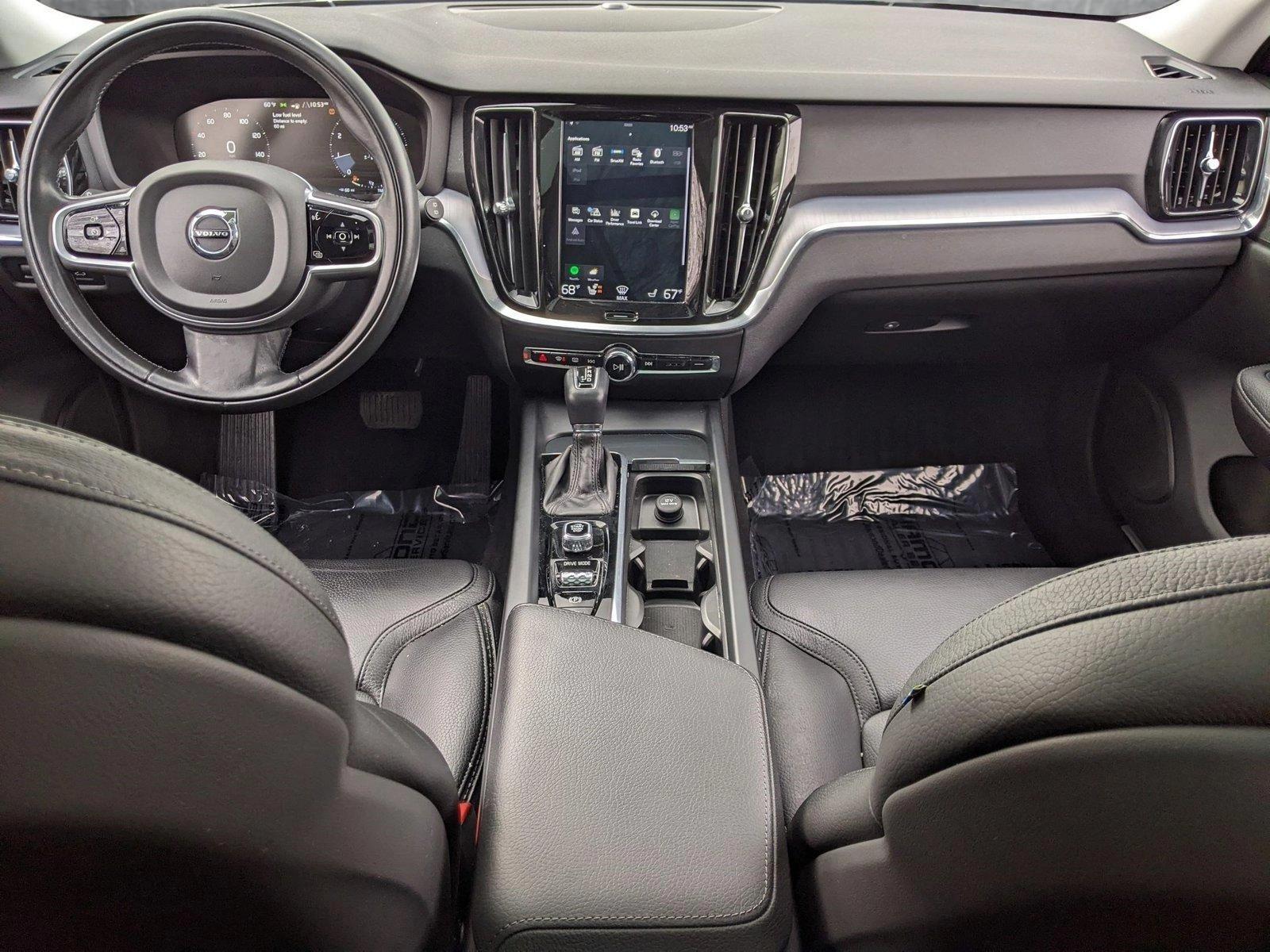 2020 Volvo V60 Cross Country Vehicle Photo in Cockeysville, MD 21030