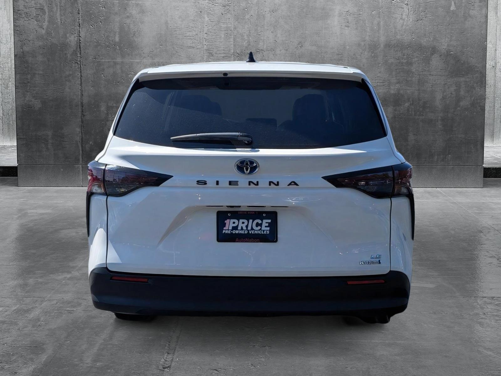 2023 Toyota Sienna Vehicle Photo in Panama City, FL 32401