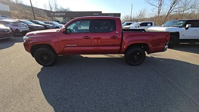 2022 Toyota Tacoma 4WD Vehicle Photo in Pleasant Hills, PA 15236