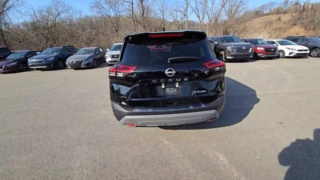 2022 Nissan Rogue Vehicle Photo in Pleasant Hills, PA 15236