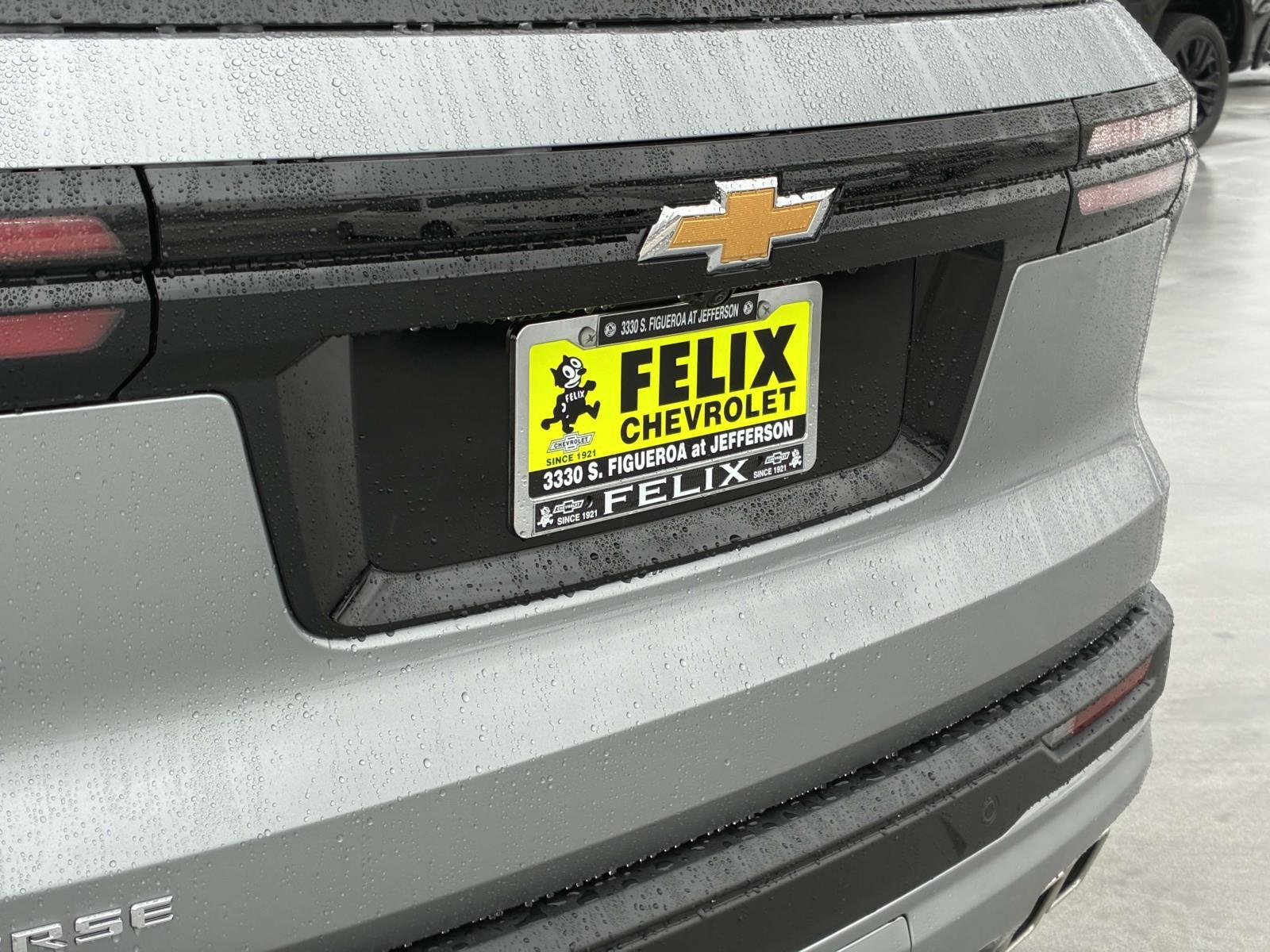 2025 Chevrolet Traverse Vehicle Photo in LOS ANGELES, CA 90007-3794