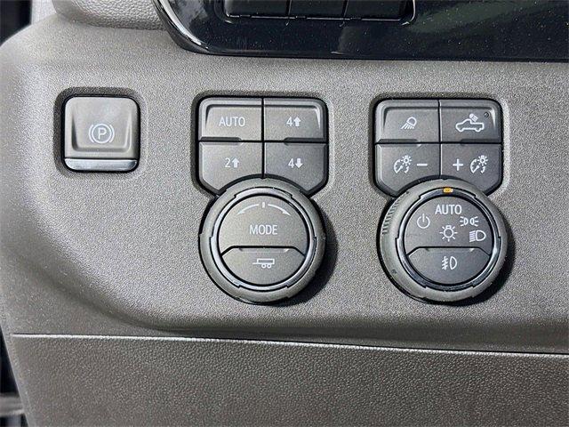 2025 Chevrolet Silverado 3500 HD Vehicle Photo in PUYALLUP, WA 98371-4149