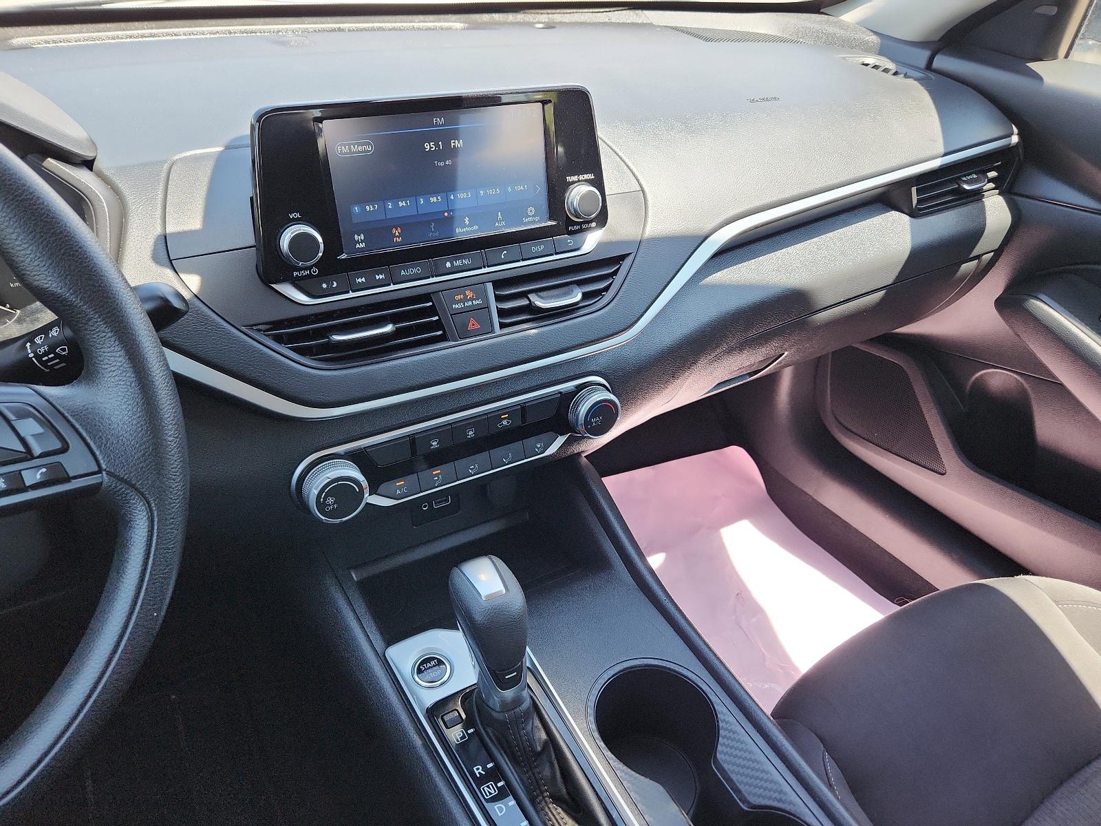 2024 Nissan Altima Vehicle Photo in Albuquerque, NM 87110