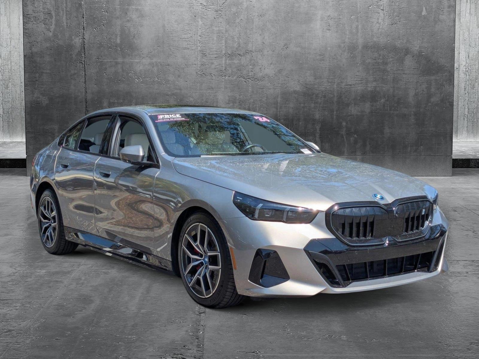2024 BMW i5 Vehicle Photo in Tampa, FL 33614