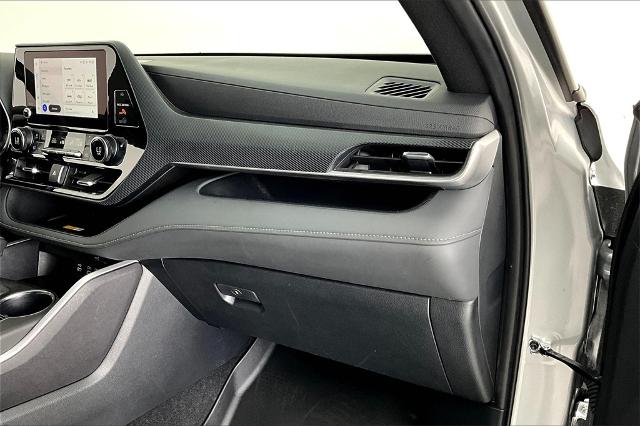 2024 Toyota Highlander Vehicle Photo in Grapevine, TX 76051