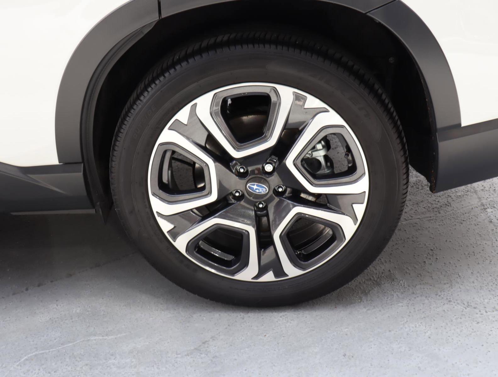 2023 Subaru Ascent Vehicle Photo in LOS ANGELES, CA 90007-3794