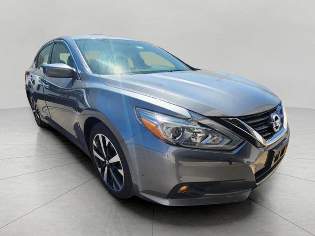 2018 Nissan Altima Vehicle Photo in MADISON, WI 53713-3220