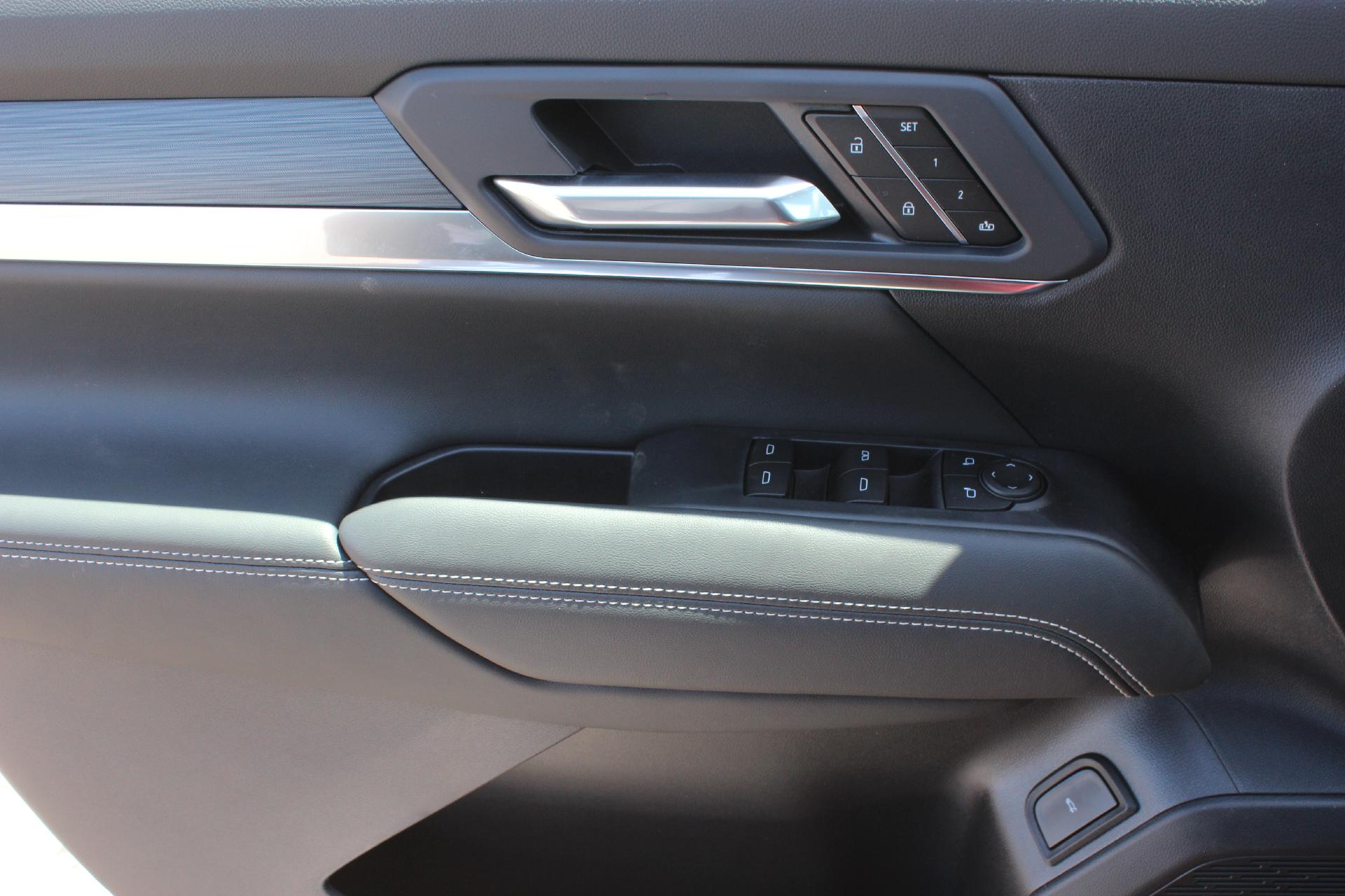 2026 GMC Terrain Vehicle Photo in AURORA, CO 80012-4011