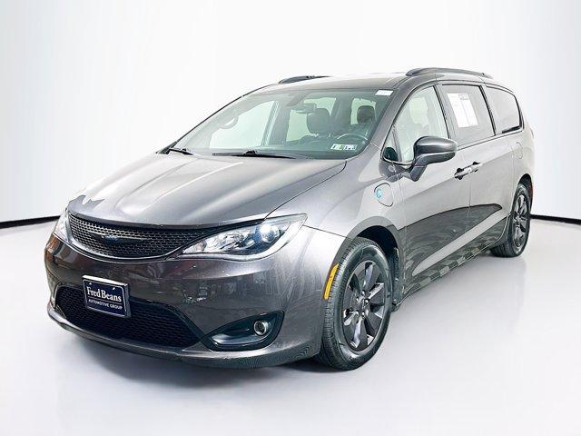 2020 Chrysler Pacifica Vehicle Photo in Doylsetown, PA 18901