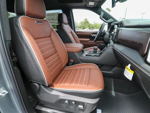 2025 GMC Sierra 1500 Vehicle Photo in HOMOSASSA, FL 34448-1461