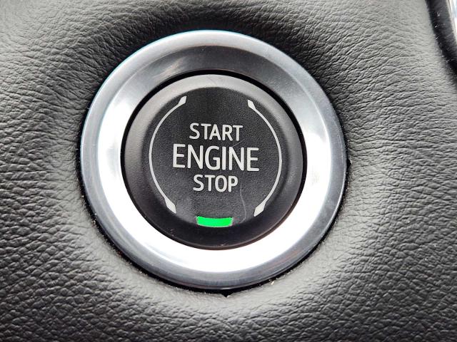 2023 GMC Canyon Vehicle Photo in DENTON, TX 76210-9321
