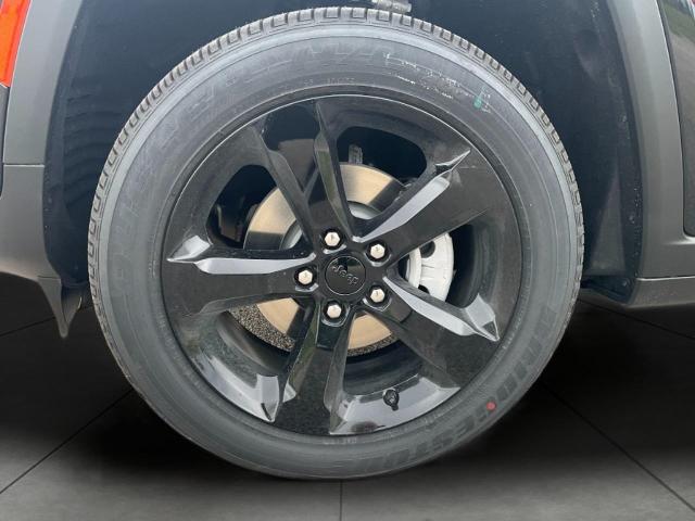 2025 Jeep Grand Cherokee Vehicle Photo in Kaukauna, WI 54130