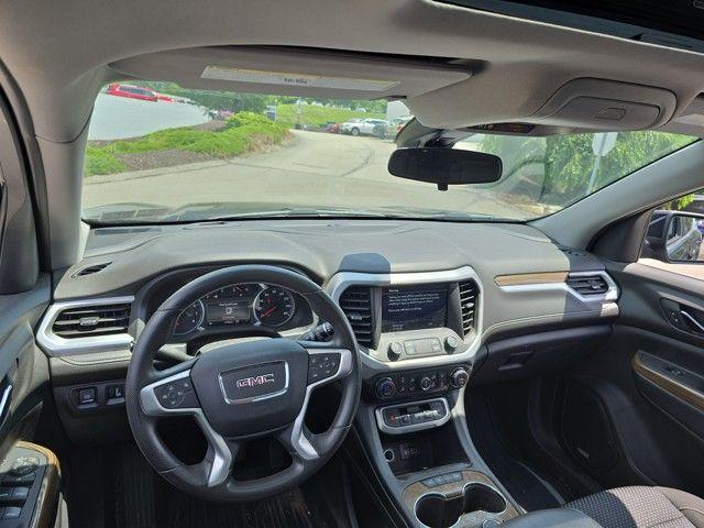 2022 GMC Acadia Vehicle Photo in Pleasant Hills, PA 15236