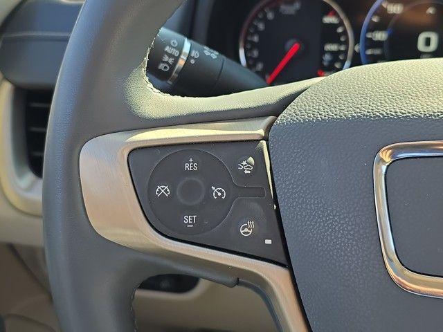 2024 GMC Terrain Vehicle Photo in Pleasant Hills, PA 15236