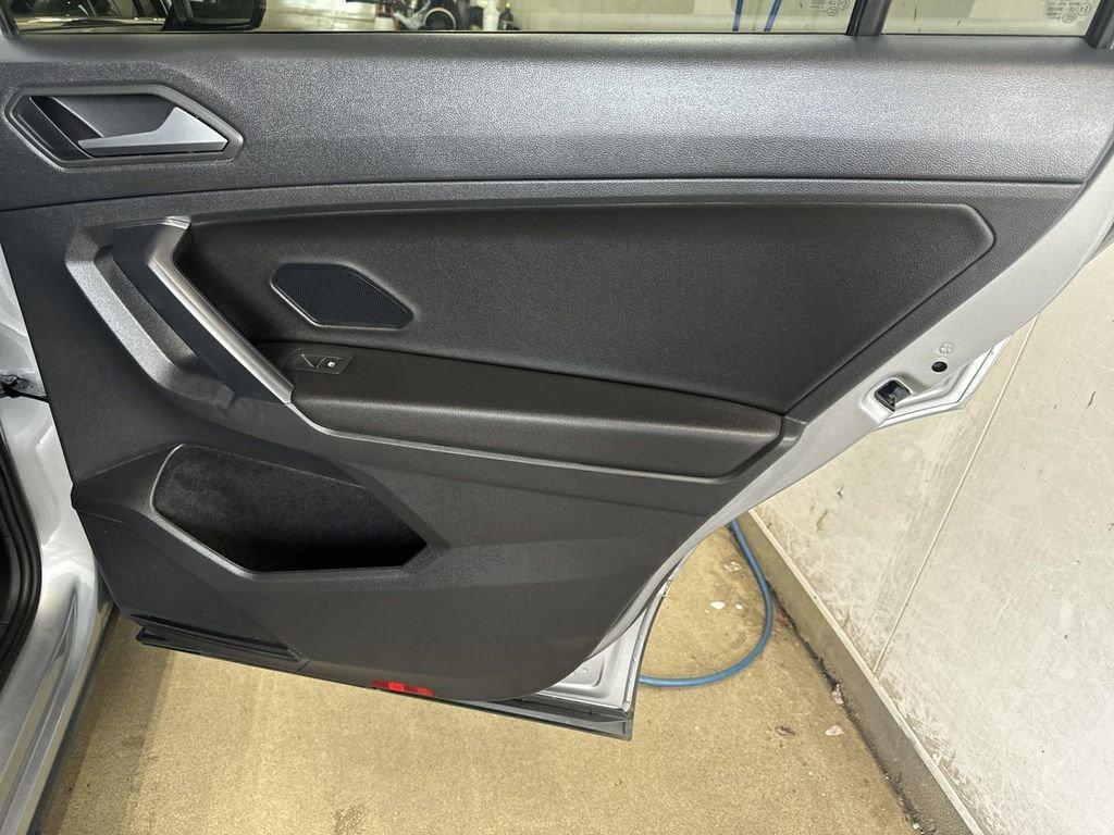 2021 Volkswagen Tiguan Vehicle Photo in Marion, IA 52302