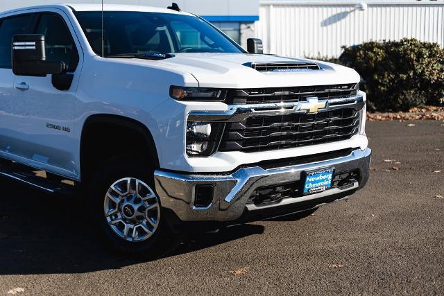 2024 Chevrolet Silverado 2500 HD Vehicle Photo in NEWBERG, OR 97132-1927