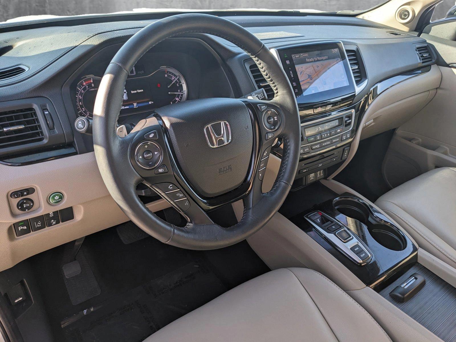 2016 Honda Pilot Vehicle Photo in WEST PALM BEACH, FL 33407-3296