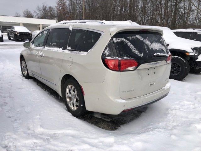 2020 Chrysler Pacifica Vehicle Photo in AKRON, OH 44320-4088