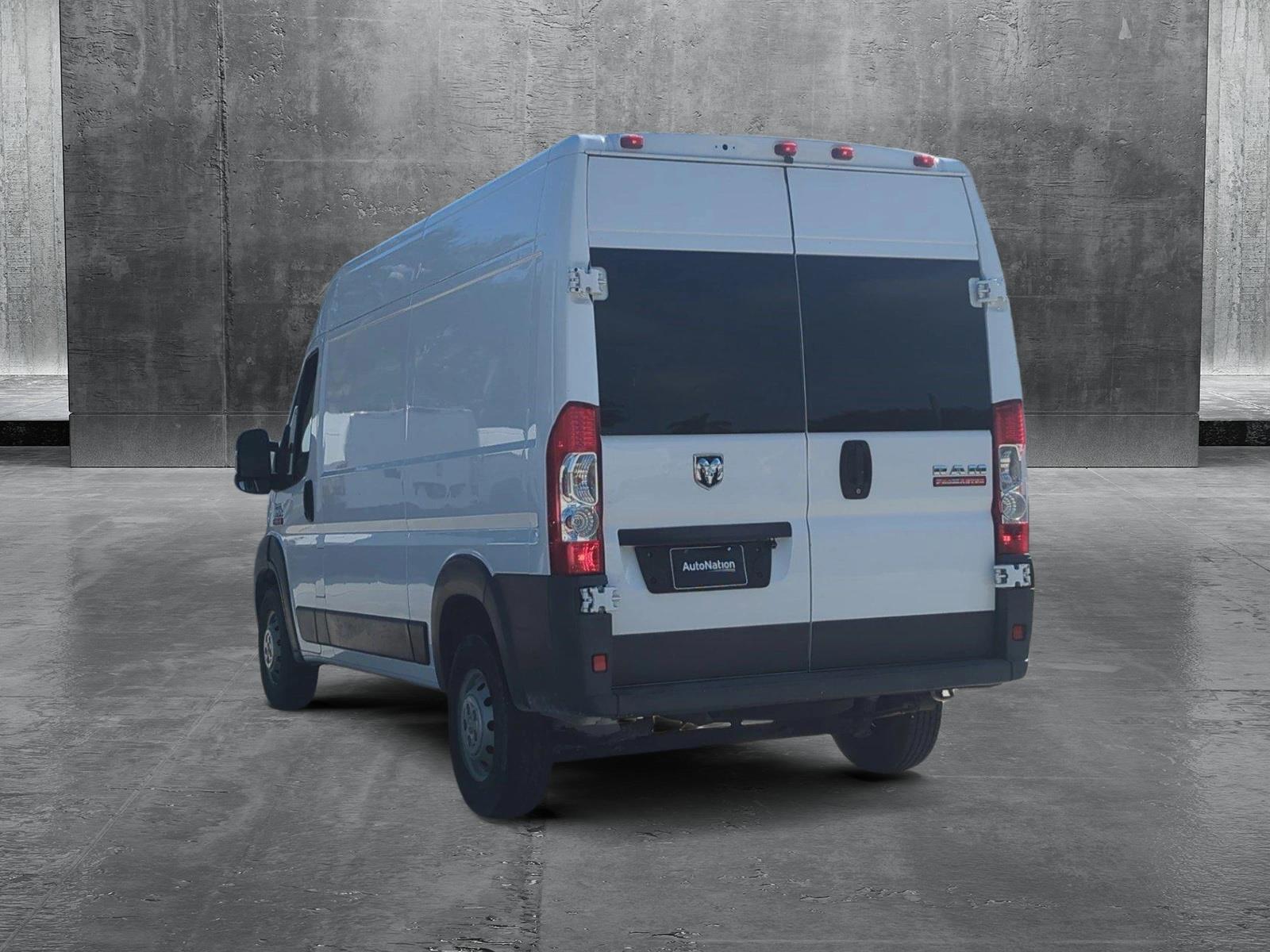 2017 Ram ProMaster Cargo Van Vehicle Photo in Pembroke Pines, FL 33027