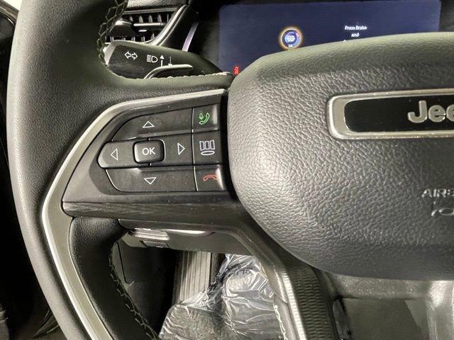2023 Jeep Grand Cherokee L Vehicle Photo in PHOENIX, AZ 85014-3381