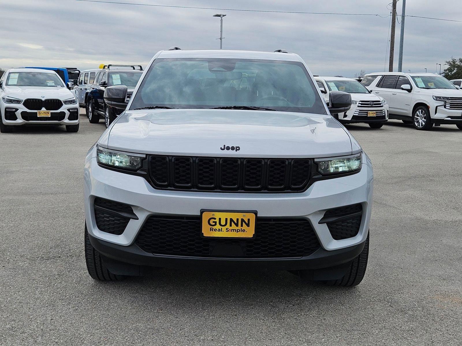 2022 Jeep Grand Cherokee Vehicle Photo in Seguin, TX 78155