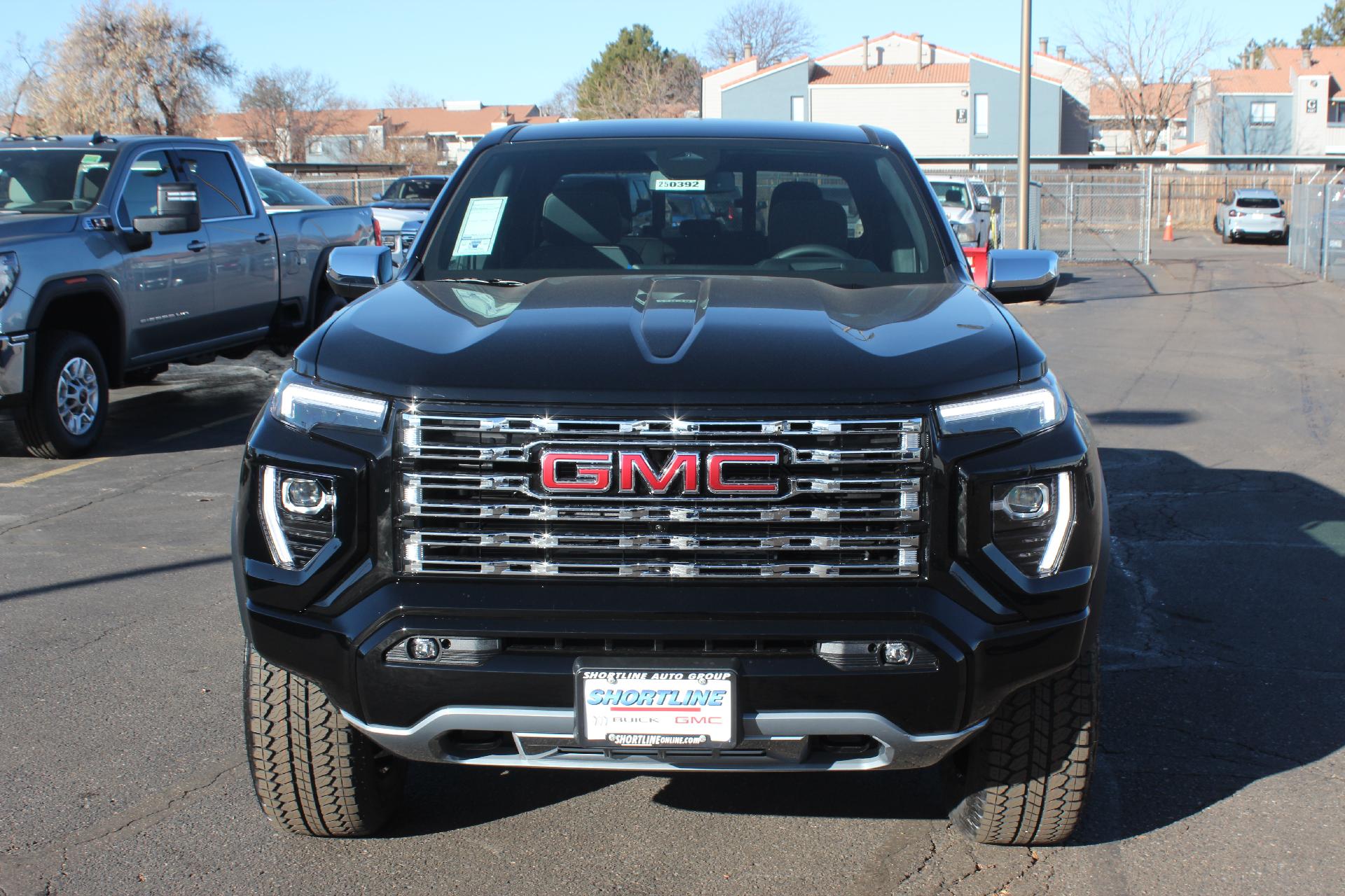 2025 GMC Canyon Vehicle Photo in AURORA, CO 80012-4011