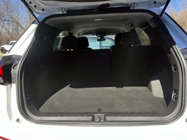 2022 Chevrolet Equinox Vehicle Photo in Roslyn, NY 11576