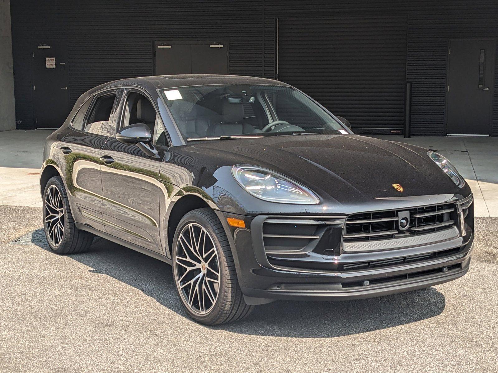 2024 Porsche Macan Vehicle Photo in Towson, MD 21204