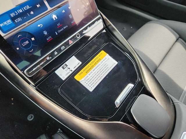 2025 Mercedes-Benz SL Vehicle Photo in HOUSTON, TX 77079