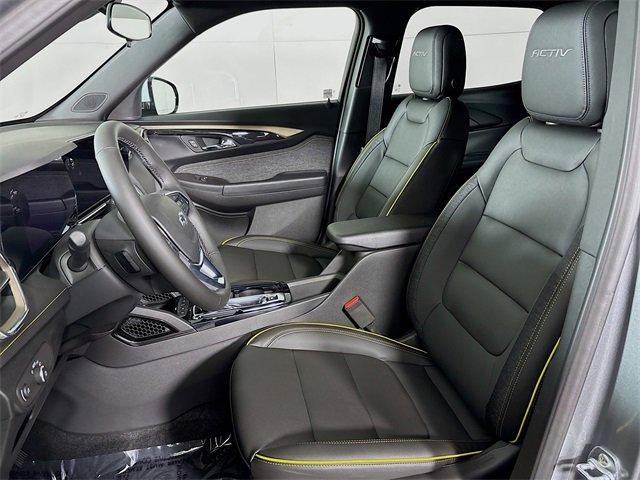 2025 Chevrolet Trailblazer Vehicle Photo in PUYALLUP, WA 98371-4149